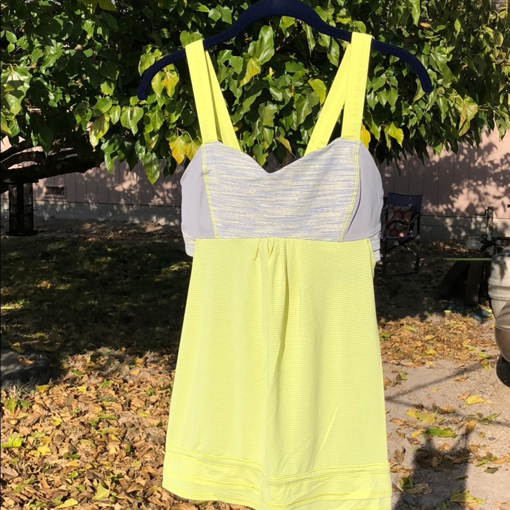Lululemon run tank, size 8